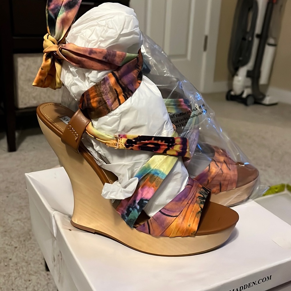 Steve Madden Wedges